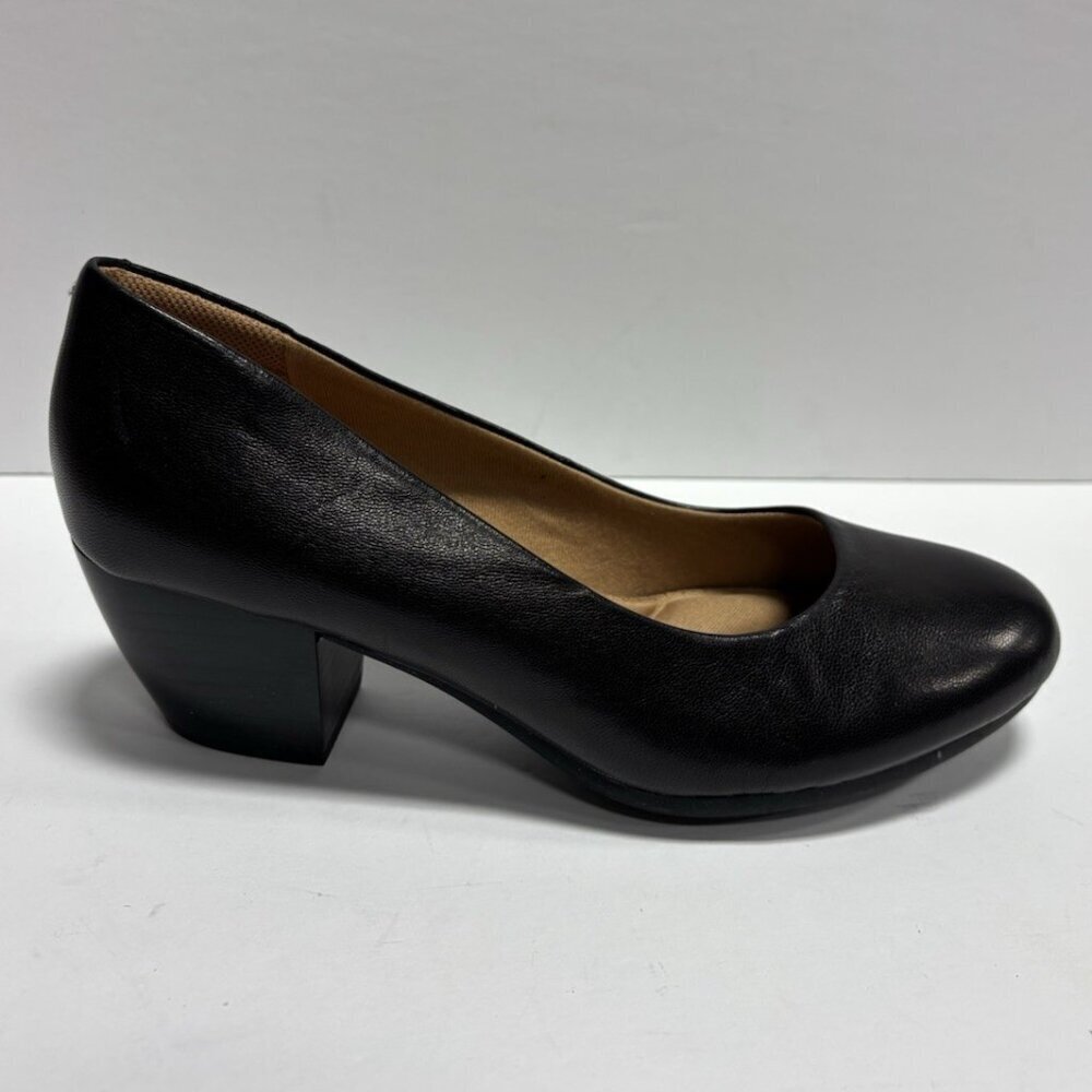 Comfortiva Women’s Amora Black Block Heel Pumps, Size 6 M